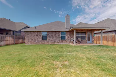 733 Ravenwood Drive, Saginaw, TX 76179 - Photo 30