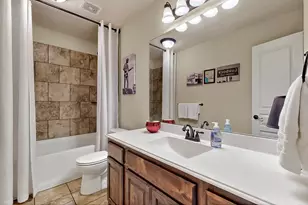 733 Ravenwood Dr, Saginaw, TX 76179 - Photo 24