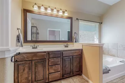 733 Ravenwood Drive, Saginaw, TX 76179 - Photo 20