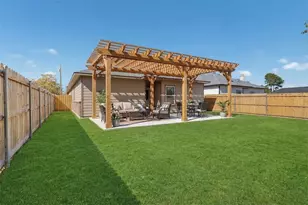 1221 S Rockwall Ave, Terrell, TX 75160 - Photo 30