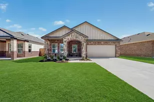 1221 S Rockwall Ave, Terrell, TX 75160 - Photo 1