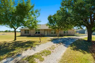 2710 Fairview Rd, Millsap, TX 76066 - Photo 1
