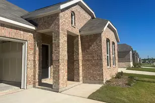 909 Calley Pear Trl, Princeton, TX 75407 - Photo 2