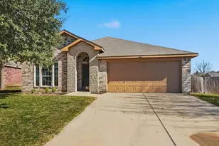 121 Kings Way Dr, Rhome, TX 76078 - Photo 1