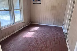 217 20th St SE, Paris, TX 75460 - Photo 2