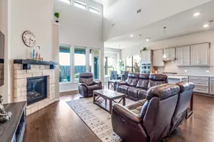 2112 Creekbluff Ct, Lewisville, TX 75010 - Photo 6