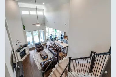 2112 Creekbluff Court, Lewisville, TX 75010 - Photo 4