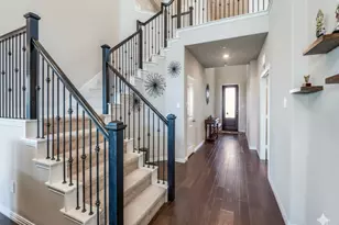 2112 Creekbluff Ct, Lewisville, TX 75010 - Photo 2