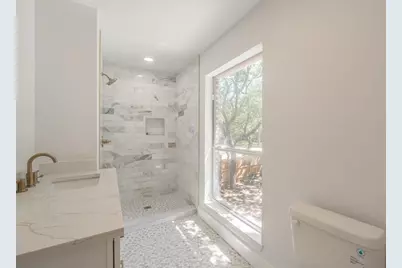 2815 Perkins Road, Arlington, TX 76016 - Photo 10