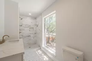 2815 Perkins Rd, Arlington, TX 76016 - Photo 10