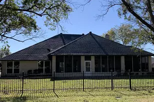 6002 Nutcracker Dr, Granbury, TX 76049 - Photo 4