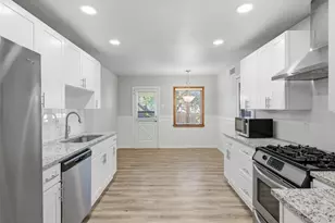 4900 Vega Ct E, Fort Worth, TX 76133 - Photo 8