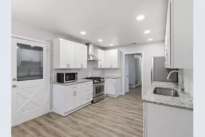 4900 Vega Court E, Fort Worth, TX 76133 - Photo 10