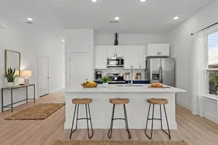 919 W Day St, Denison, TX 75020 - Photo 2