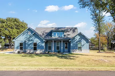 721 Clubview Drive, Mabank, TX 75143 - Photo 2