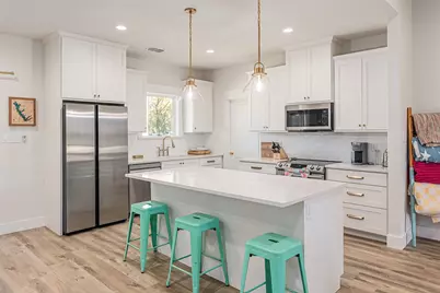 721 Clubview Drive, Mabank, TX 75143 - Photo 8