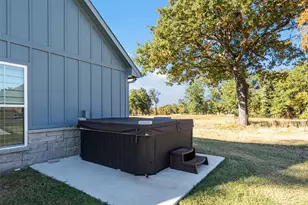 721 Clubview Dr, Mabank, TX 75143 - Photo 34