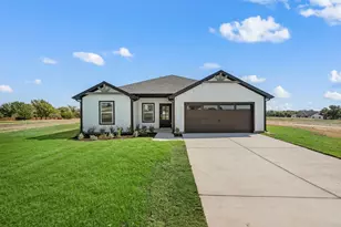 1016 Gatlin Cir, Springtown, TX 76082 - Photo 1