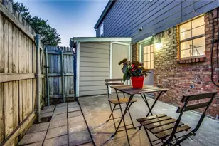 35 Abbey Rd, Euless, TX 76039 - Photo 4