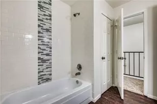 35 Abbey Rd, Euless, TX 76039 - Photo 10