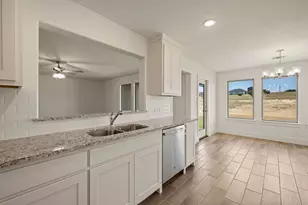 1021 Gatlin Cir, Springtown, TX 76082 - Photo 12