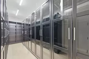 3923 Cole Ave, Dallas, TX 75204 - Photo 4