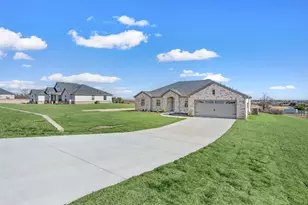 8830 Prather Rd, Springtown, TX 76082 - Photo 2