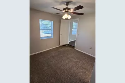 414 E Tucker Boulevard, Arlington, TX 76010 - Photo 8