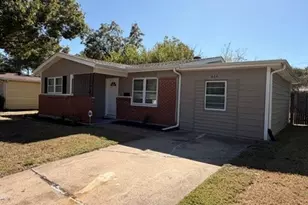 414 E Tucker Blvd, Arlington, TX 76010 - Photo 2