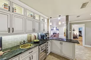 2000 Lakehill Ct, Arlington, TX 76012 - Photo 14