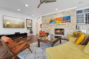 7537 Royal Pl, Dallas, TX 75230 - Photo 10