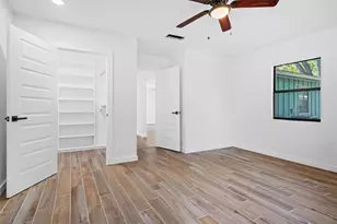 902 Skylark Dr, Arlington, TX 76010 - Photo 22