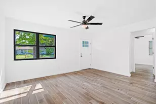 902 Skylark Dr, Arlington, TX 76010 - Photo 14