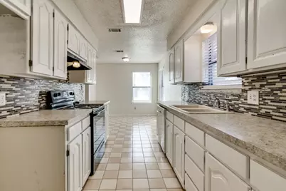 6640 Inwood Drive, Watauga, TX 76148 - Photo 16