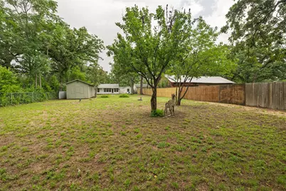 4020 Creech Street, Haltom City, TX 76111 - Photo 38