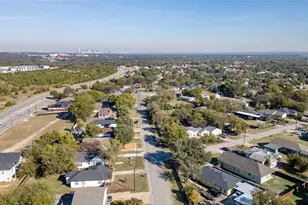 2406 Naoma St, Dallas, TX 75241 - Photo 2