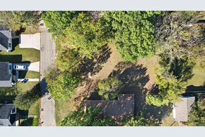 513 W Texas Street, Denison, TX 75020 - Photo 20