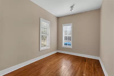 513 W Texas Street, Denison, TX 75020 - Photo 10