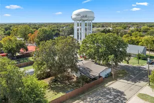 2221 N Alexander St, Sherman, TX 75092 - Photo 36
