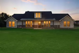 1012 Abbie Ruth Ct, Springtown, TX 76082 - Photo 4