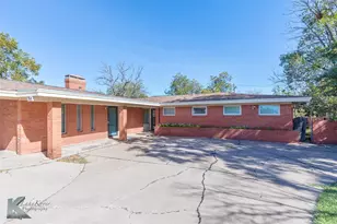 131 Ave I, Hamlin, TX 79520 - Photo 4