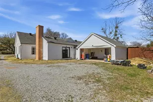 503 S Pearl St, Trenton, TX 75490 - Photo 30