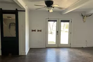 503 S Pearl St, Trenton, TX 75490 - Photo 20