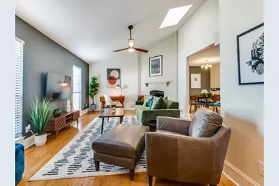 305 Westover Drive, Euless, TX 76039 - Photo 2