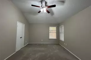 2816 Beaty Ct, Fort Worth, TX 76112 - Photo 12