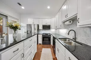 2623 N Garrett Ave, Dallas, TX 75206 - Photo 6