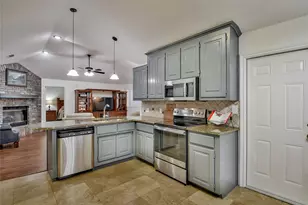 9100 Bellechase, Granbury, TX 76049 - Photo 24