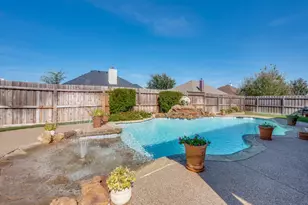 1010 Diane St, Aubrey, TX 76227 - Photo 24