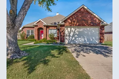 1010 Diane Street, Aubrey, TX 76227 - Photo 2