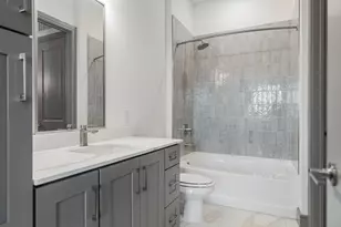 2700 Old Denton Rd, Carrollton, TX 75007 - Photo 12